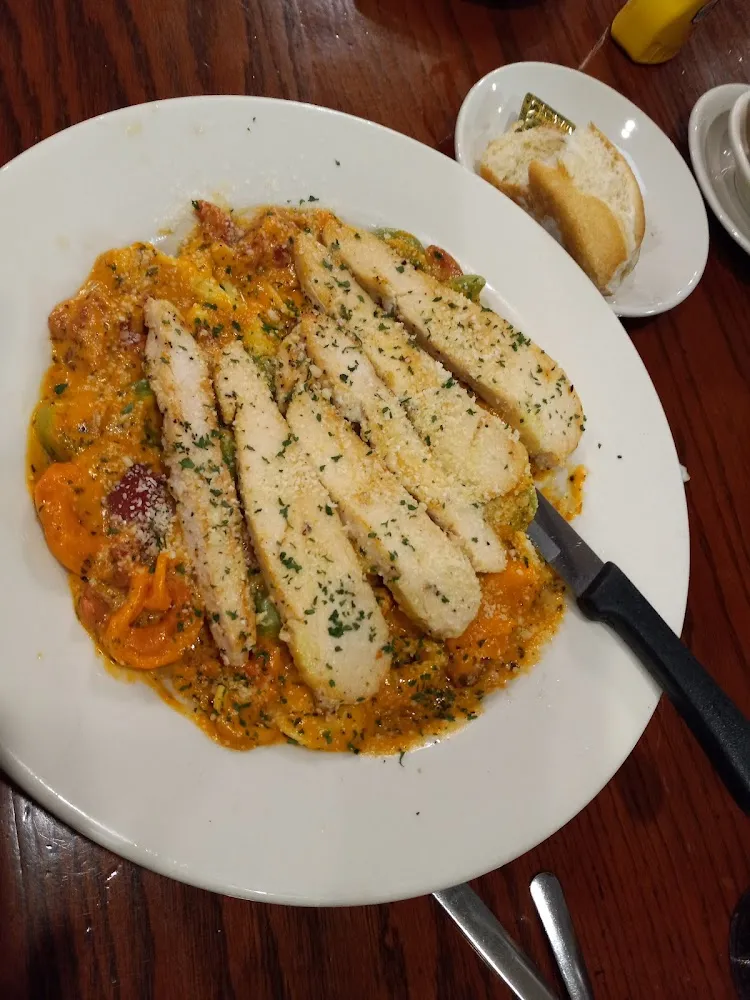 Fettuccine Alfredo with Chicken